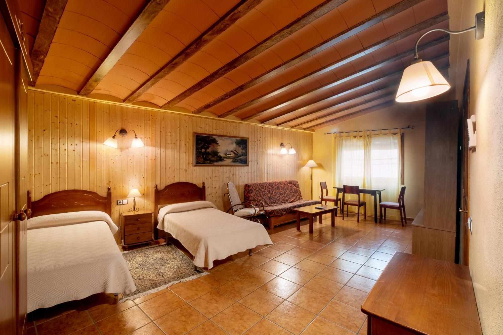 Rural Jorda Guest House Rodonya Bagian luar foto